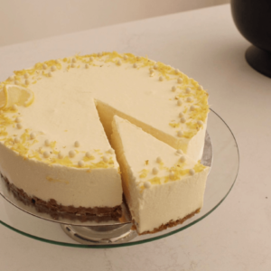 Rich Cream Cheesecake 23cm